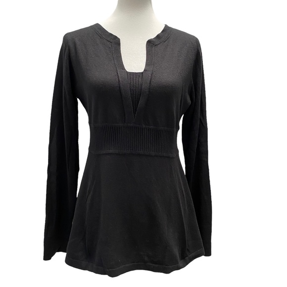 Saks Fifth Avenue Tops - Elegant Saks Fifth Ave Silk Cashmere Blend V-Neck Top Black Medium